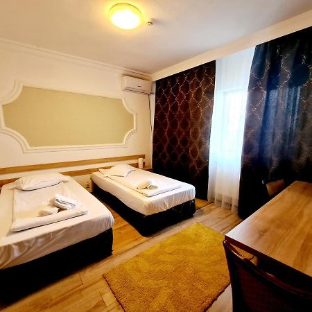 Hotel Elisabeta Alba Iulia Extérieur photo