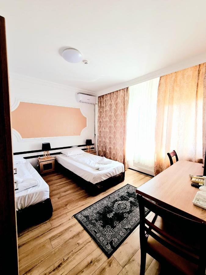 Hotel Elisabeta Alba Iulia Extérieur photo