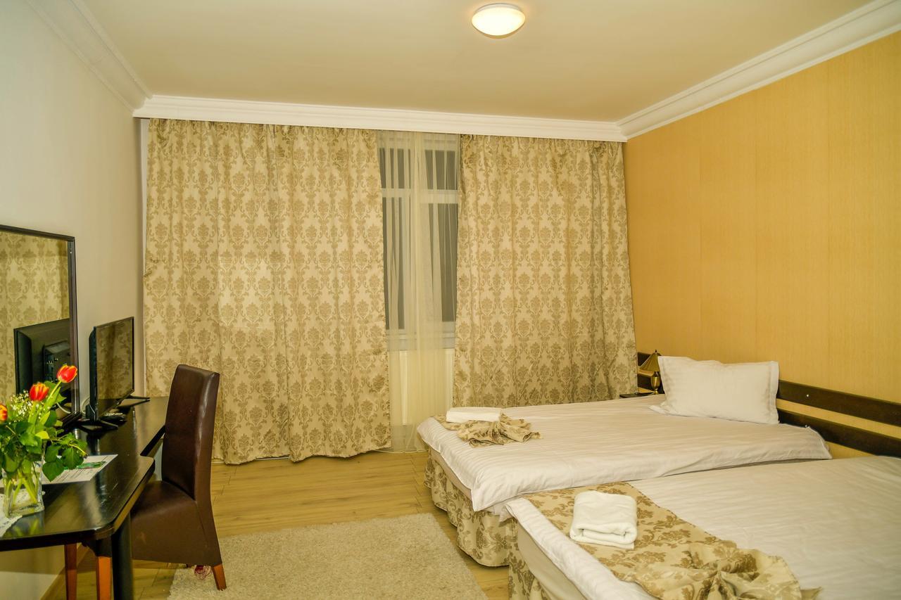 Hotel Elisabeta Alba Iulia Extérieur photo